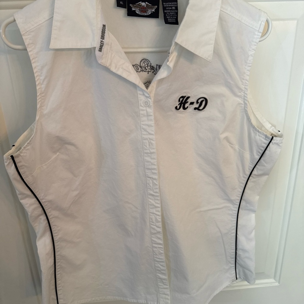 Harley-Davidson White Shirt with Logo - XL